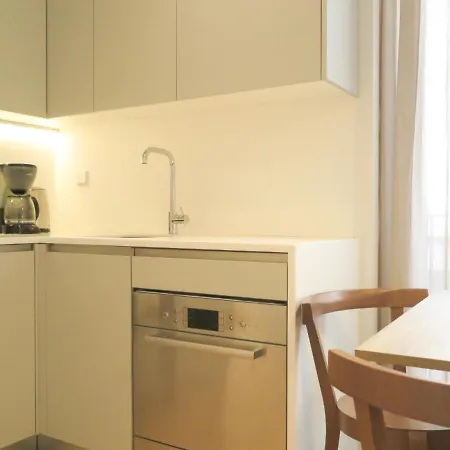 Chiado Modern With Ac Elevator Terrace Апартаменты *