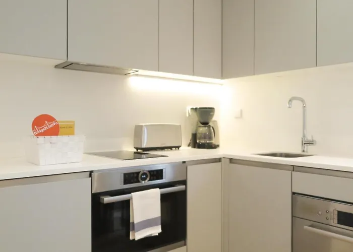 Chiado Modern With Ac Elevator Terrace Διαμέρισμα *