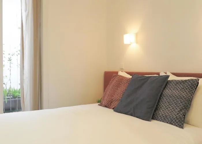 Διαμέρισμα Chiado Modern With Ac Elevator Terrace Lisboa