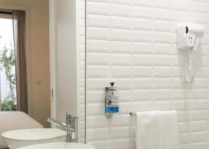 Διαμέρισμα Chiado Modern With Ac Elevator Terrace Lisboa