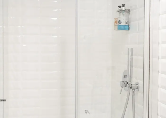 Chiado Modern With Ac Elevator Terrace Διαμέρισμα Lisboa